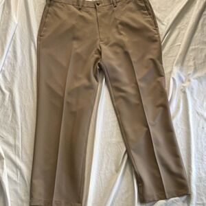 HAGGAR MEN WORK OFFICE PANTS 40 x 30 CASUAL LOUNGE SOFT